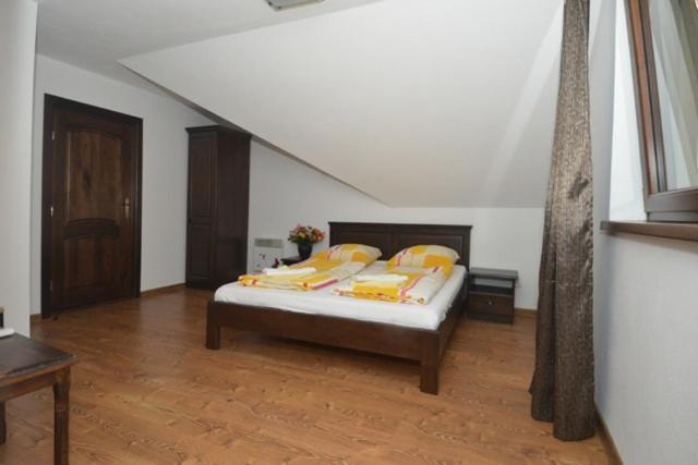 Vila Golful Dunarii Dubova Luaran gambar